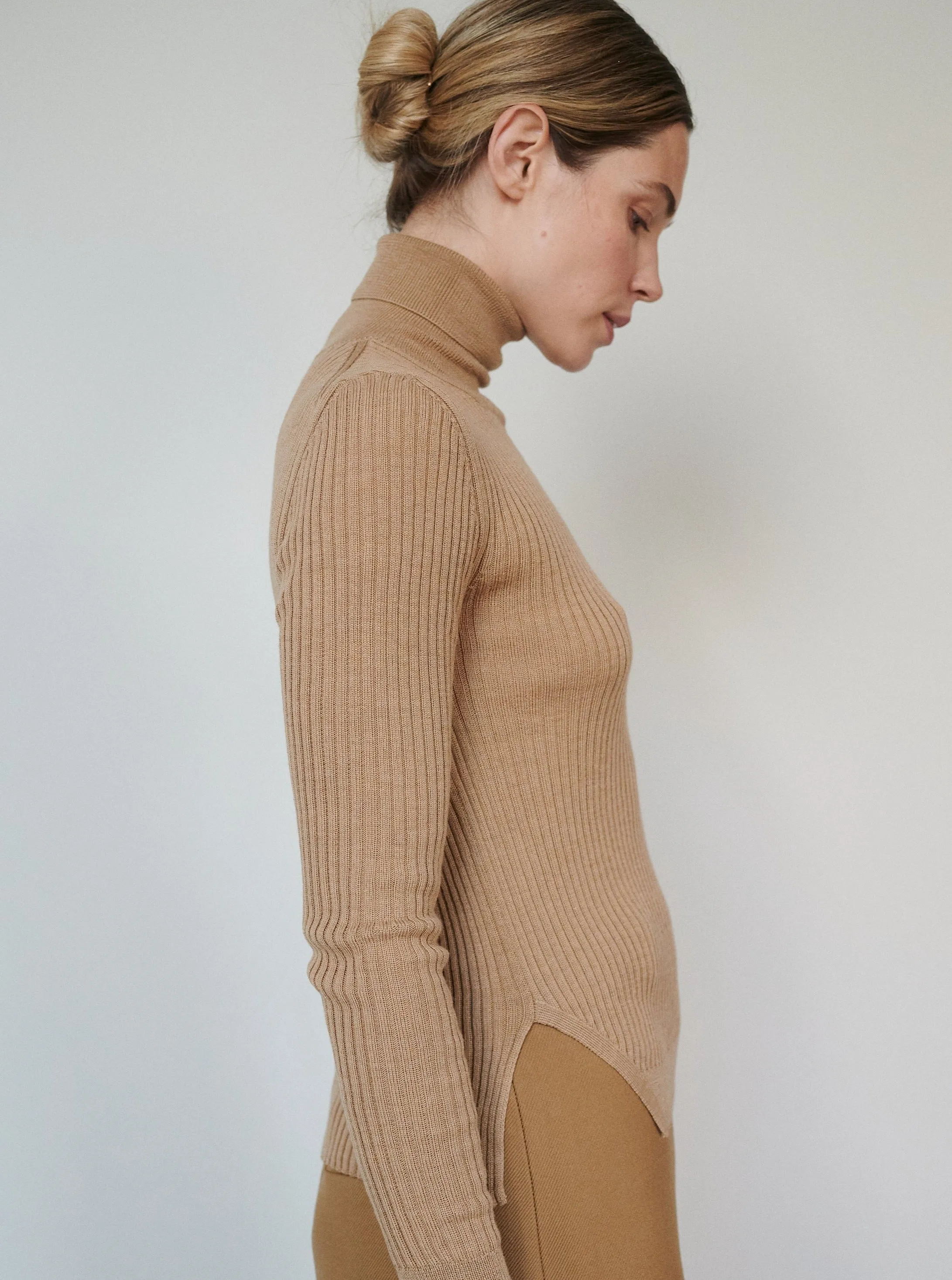 Austėja Merino Wool Turtleneck - Nutmeg