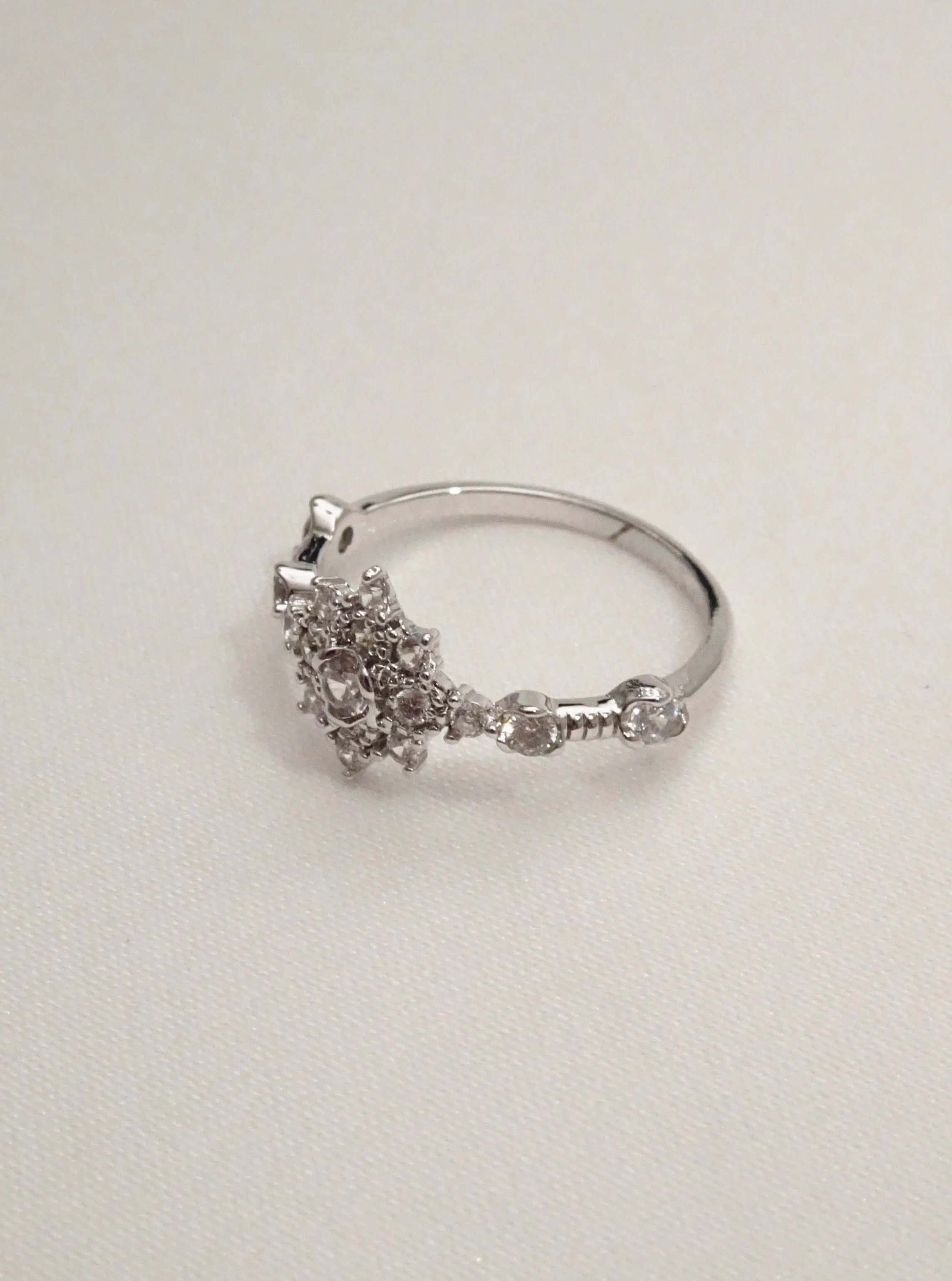 The Dakota Flower Ring