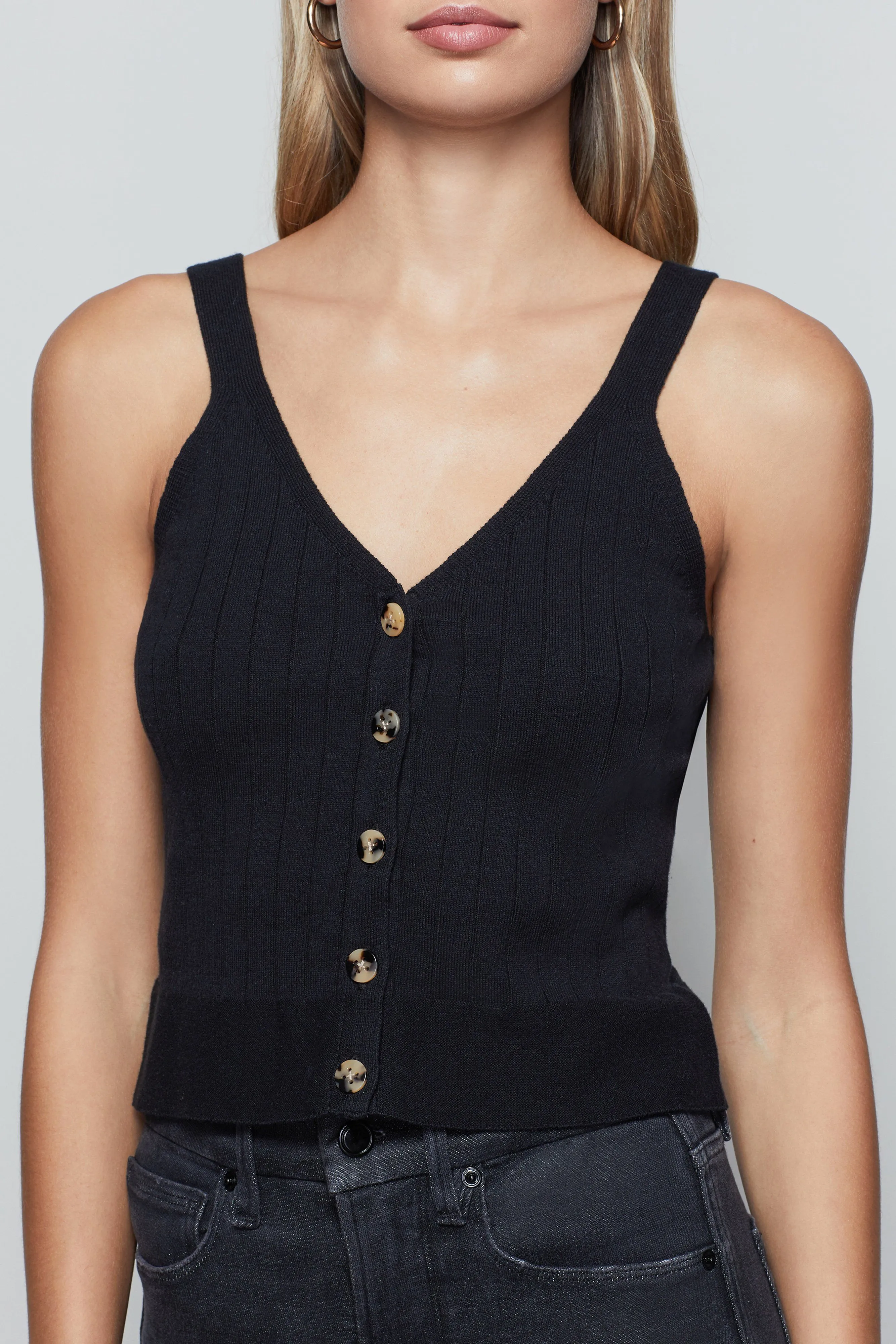 WIDE RIB CROP TANK | BLACK001